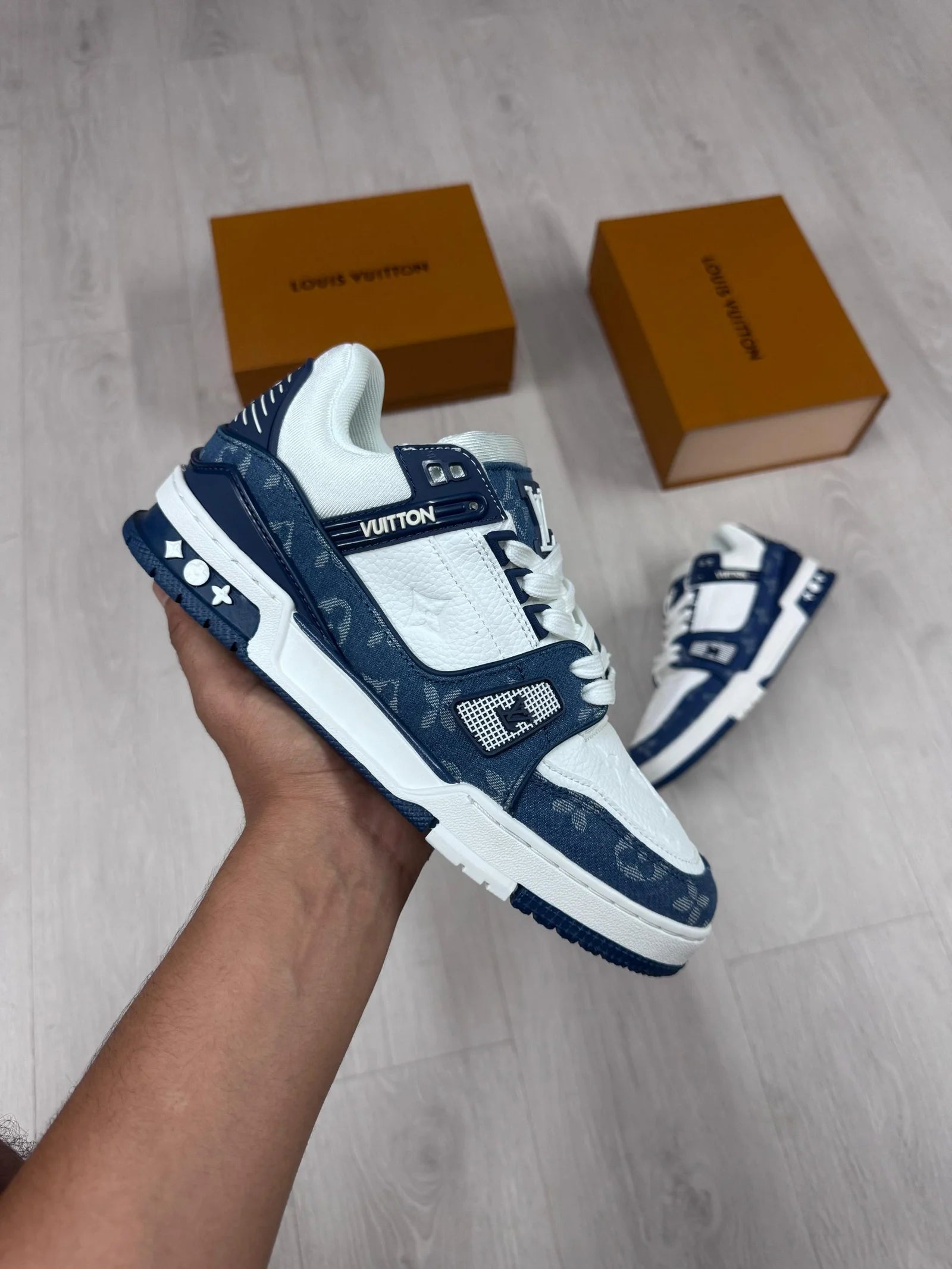 Louis Vuitton Trainer Blanco Azul