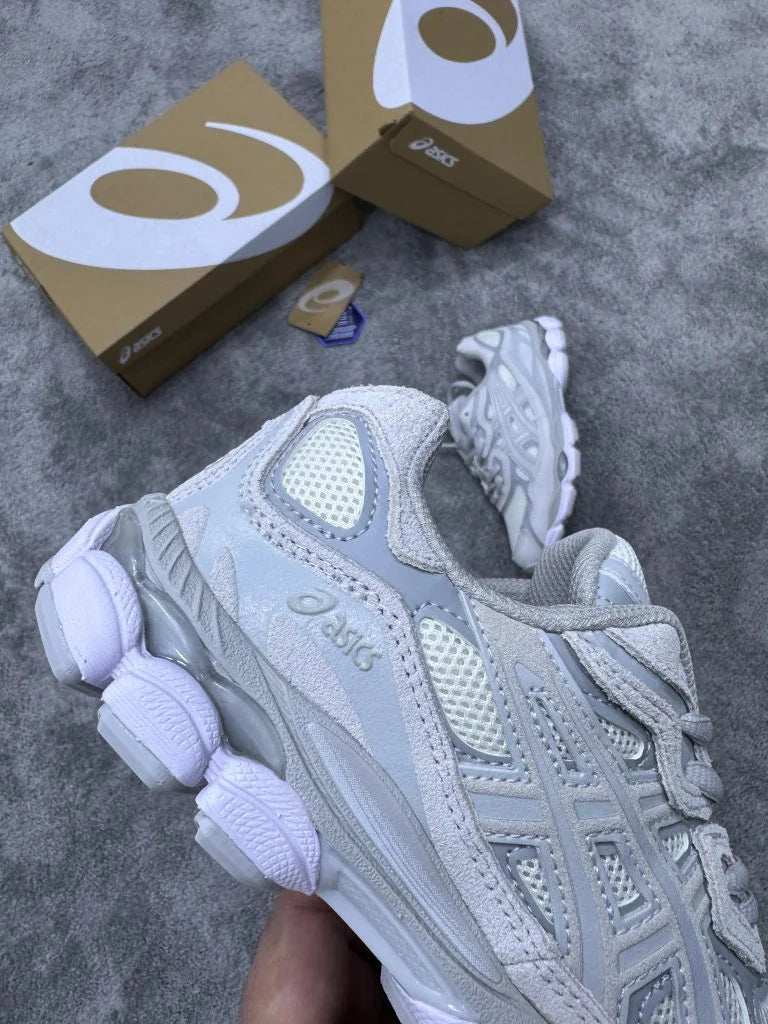 Asics Gel-NYC Gris Claro
