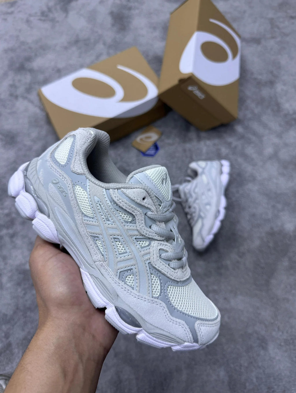 Asics Gel-NYC Gris Claro