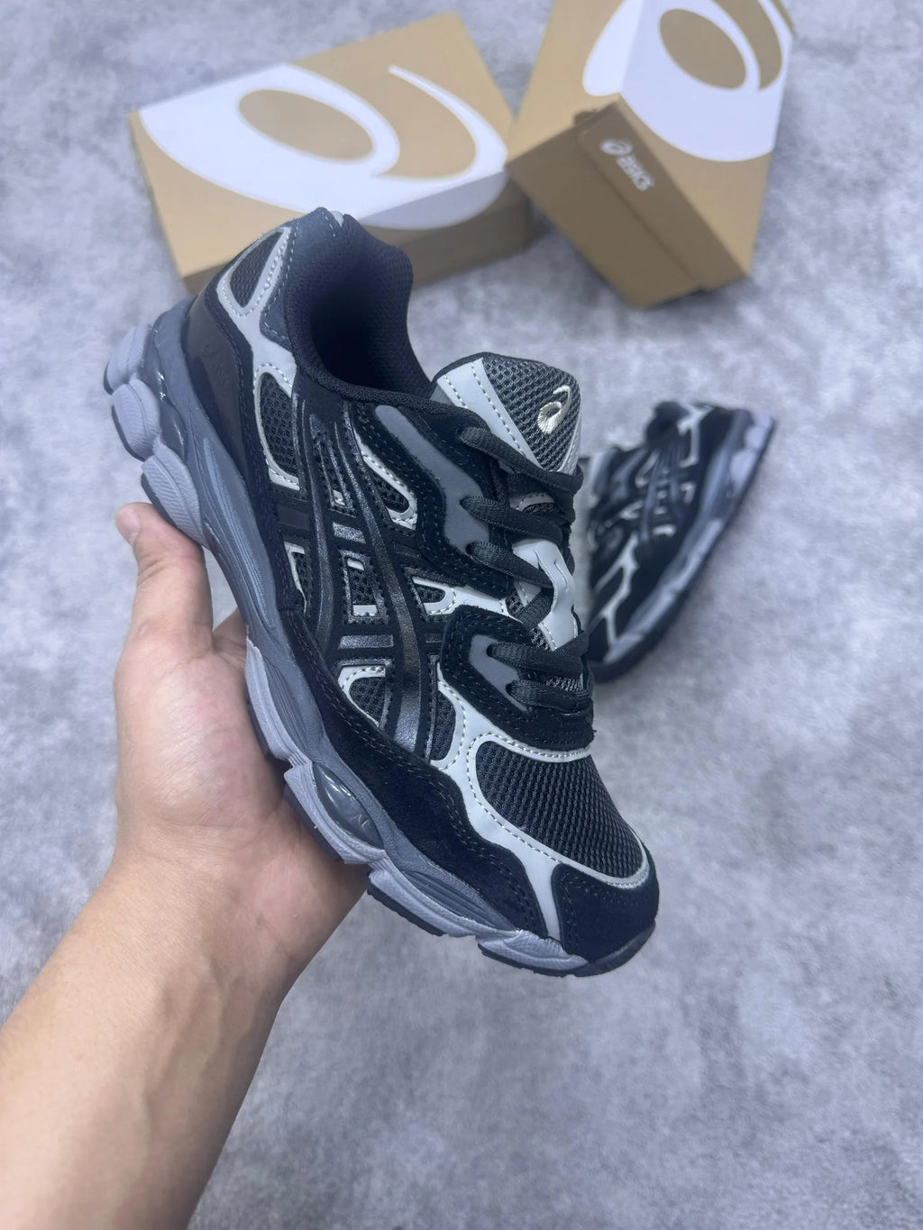 Asics Gel-NYC Negro Gris