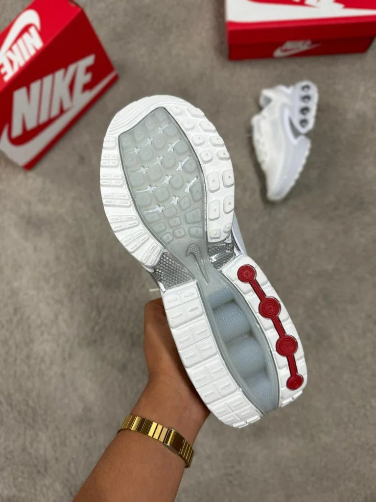 Nike DN Blanco
