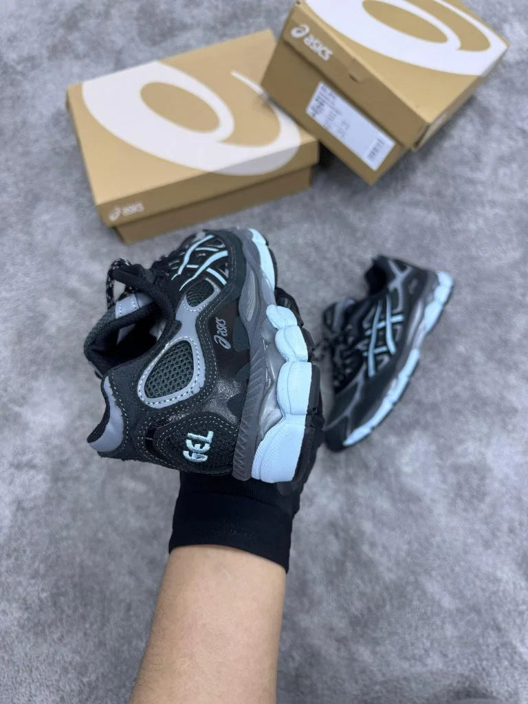 Asics Gel-NYC Negro Azul