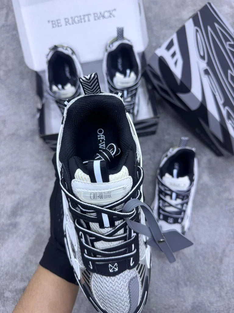 Off-White Be Right Negro Blanco