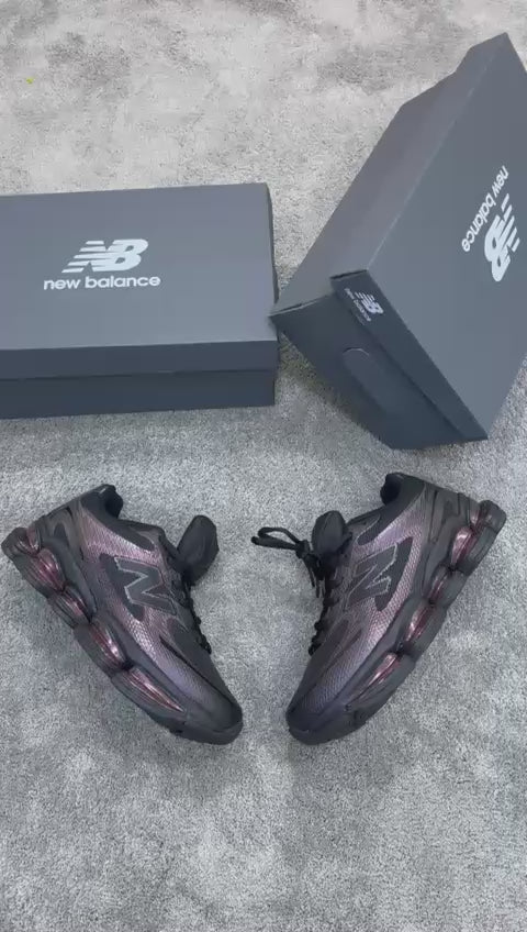 New Balance 2000 Negro Ultravioleta